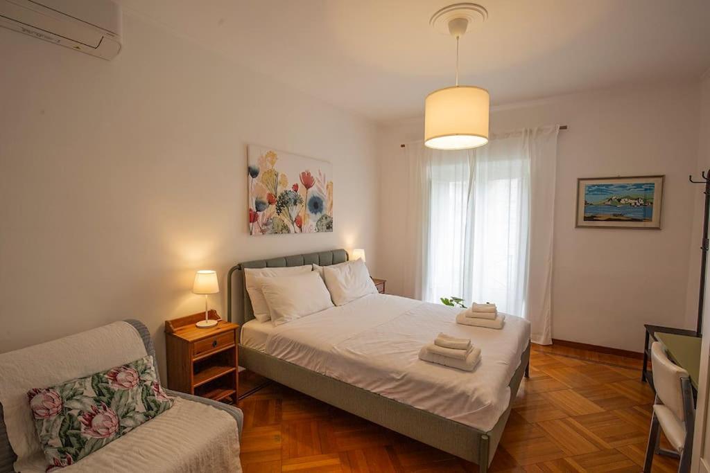 Dimora Al Colosseo, 2 Bedrooms Rome Luaran gambar