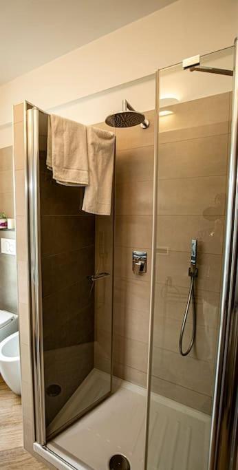 Dimora Al Colosseo, 2 Bedrooms Rome Luaran gambar