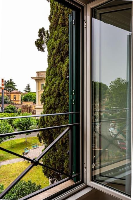 Dimora Al Colosseo, 2 Bedrooms Rome Luaran gambar